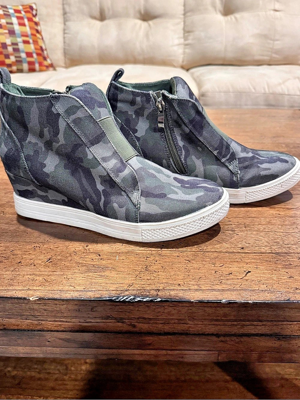 Wedgie Camo Sneaker Women's green & Gray US 10